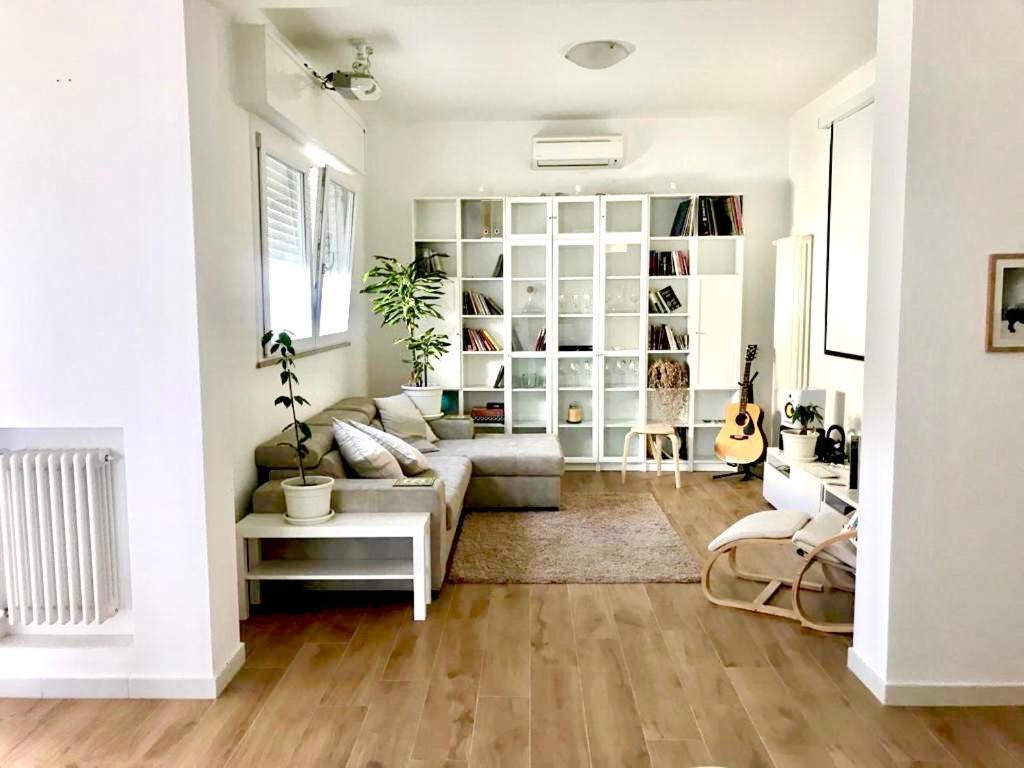 Stanza E Bagno Privato, Idromassaggio Con Extra Fee, In Appartamento Ferrara Buitenkant foto
